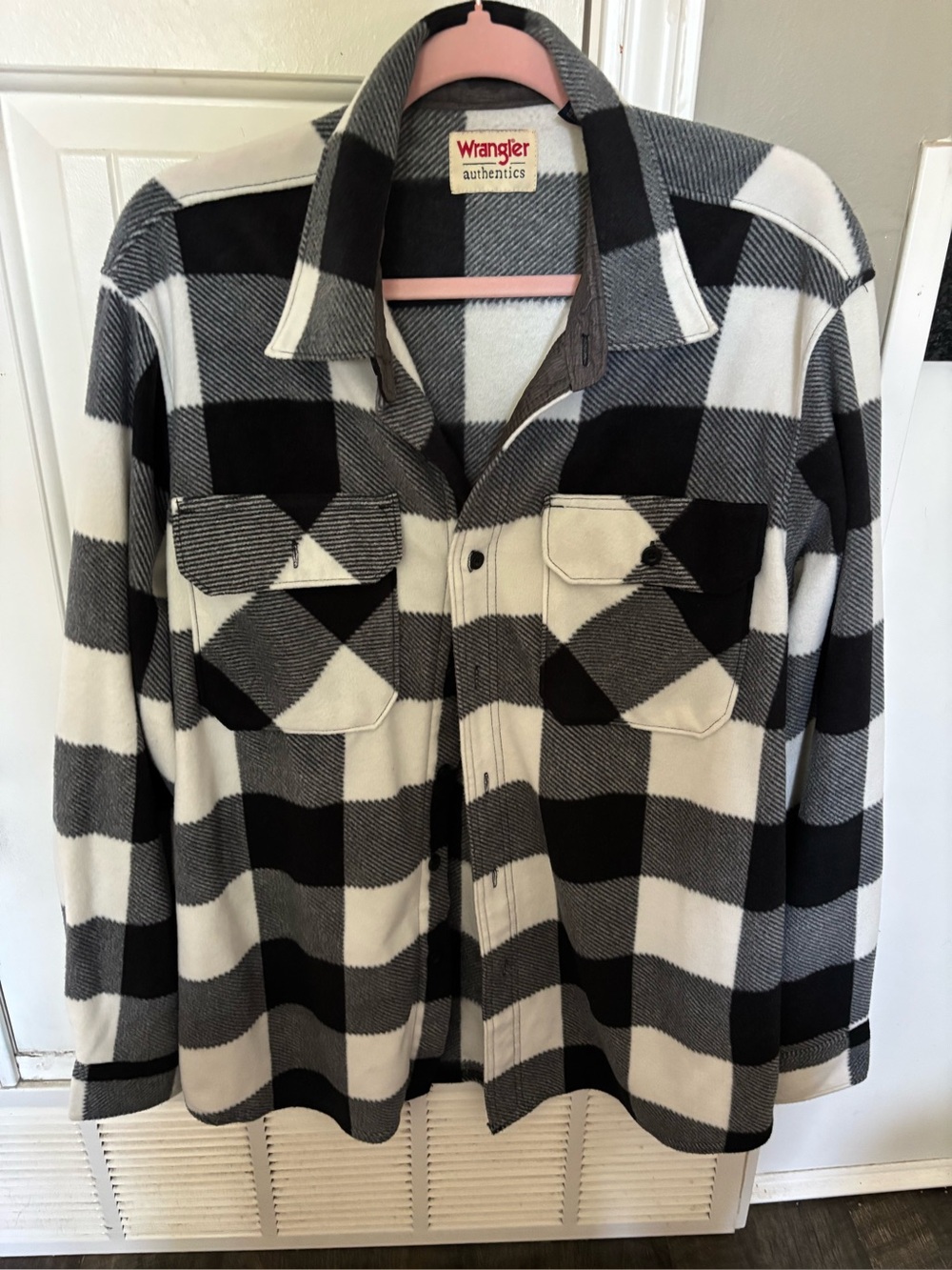 Mens Wrangler Flannel Shirt/Coat Size Large